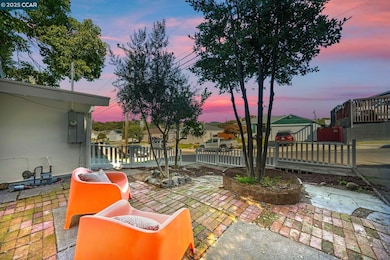 3950 Milton Dr, El Sobrante, CA 94803 - photo 2