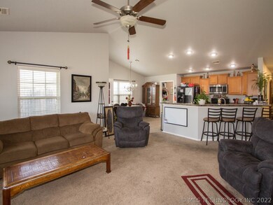 8952 S 258th East Ave, Broken Arrow, OK 74014 - photo 5