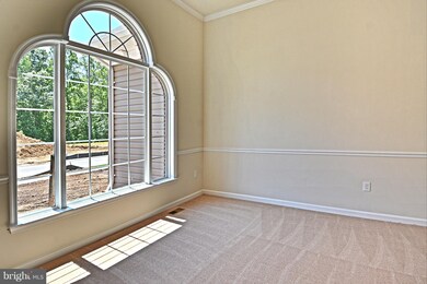 7352 Tottenham Dr, White Plains, MD 20695 - photo 3