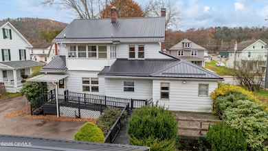 Rear View Showing Ramnp