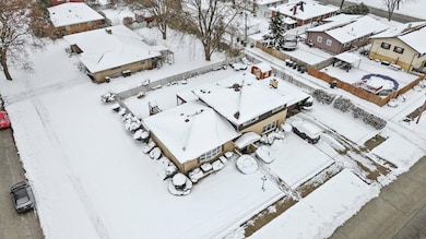 17702 Bernadine St, Lansing, IL 60438 - photo 6