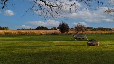 50-dji_fly_20251018_080032_0409_17608955