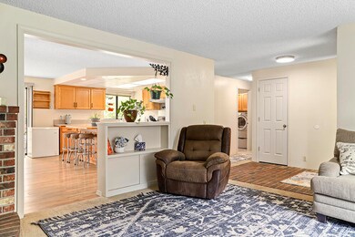 5 Living Room