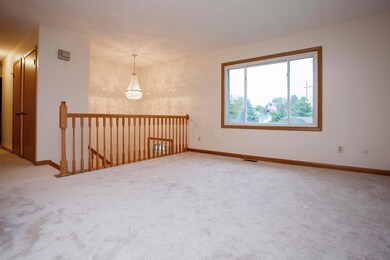 2711 Millrace Dr, Columbus, OH 43207 - photo 5