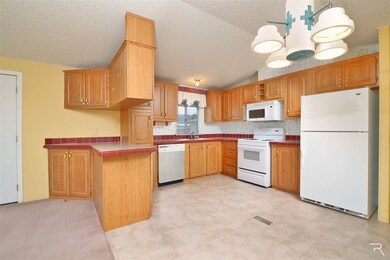 13833 E 47th Dr, Yuma, AZ 85367 - photo 5