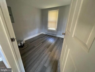 113 Fulmer Rd unit 4, Perkiomenville, PA 18074 - photo 6