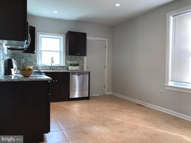 232 Clifton Ave, Darby, PA 19023 - photo 2