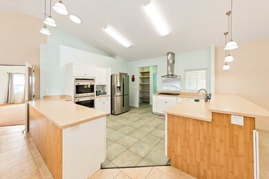 76 Makani Cir, Hilo, HI 96720 - photo 7