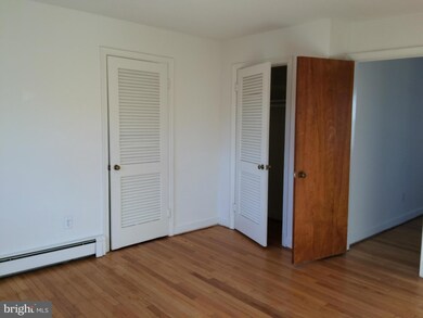 702 Laurel Ave unit 3, Laurel, MD 20707 - photo 5