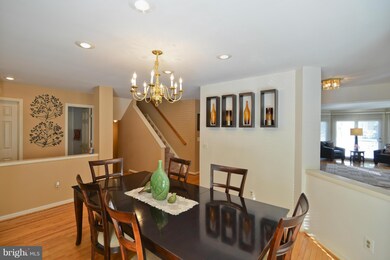 20857 Channel Ct, Sterling, VA 20165 - photo 7