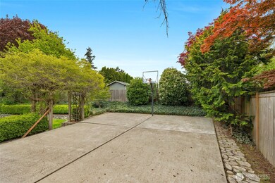 8823 NE 152nd St, Kenmore, WA 98028 - photo 6