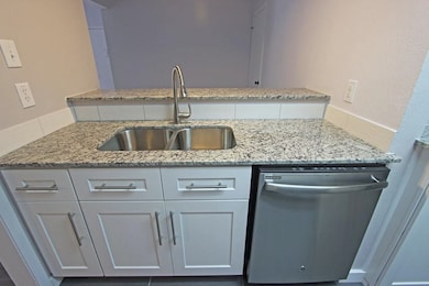 12816 Midway Rd unit 2049, Dallas, TX 75244 - photo 5