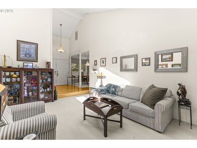 39 Walking Woods Dr, Lake Oswego, OR 97035 - photo 7