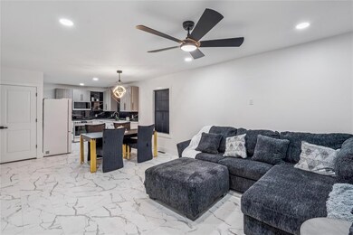 3119 8th St, Des Moines, IA 50313 - photo 4