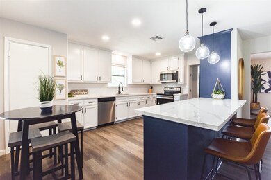 1402 Allen St, Rosenberg, TX 77471 - photo 5