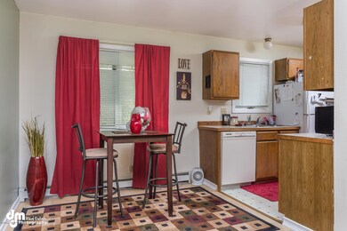 Owner's Unit Dining Area