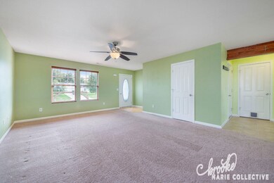 1633CrescentPointDrSE-3