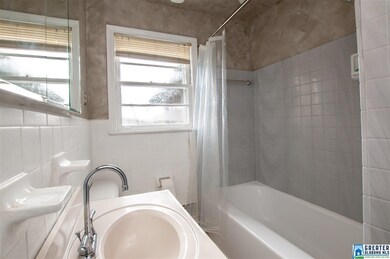 2809 9th St NE, Center Point, AL 35215 - photo 5