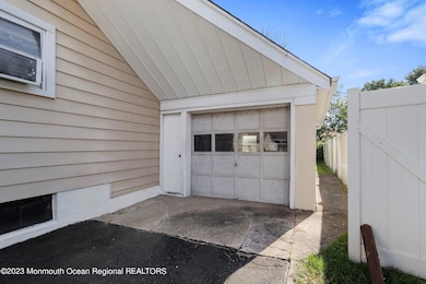 20 Clauss Rd, Clark, NJ 07066 - photo 3