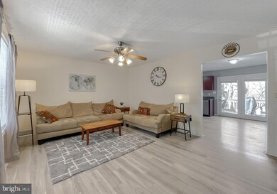 25997 Shenandoah Dr, Mechanicsville, MD 20659 - photo 3