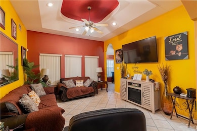 716 W Grosbeak Ave, Pharr, TX 78577 - photo 4