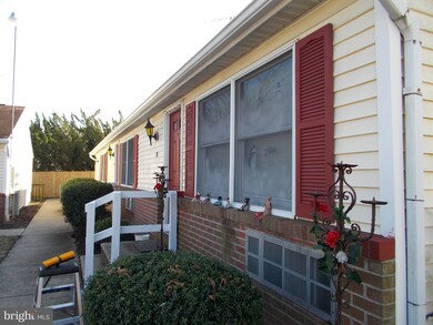 321 Calvert St, Chestertown, MD 21620 - photo 4