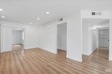 2617 Earlene Ave, Bakersfield, CA 93304 - photo 5