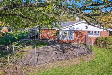 unlisted-address, Hazel Crest, IL 60429 - photo 5