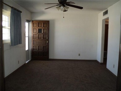 8148 Williamette Ave, El Paso, TX 79907 - photo 5