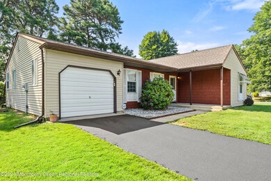 37 Stonybrook Rd unit 62, Whiting, NJ 08759 - photo 2