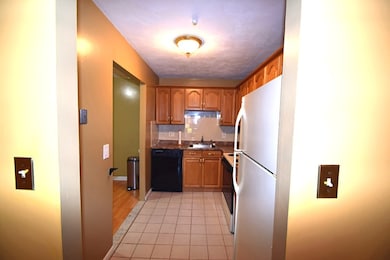 59 Highland Glen Dr unit 301, Randolph, MA 02368 - photo 2