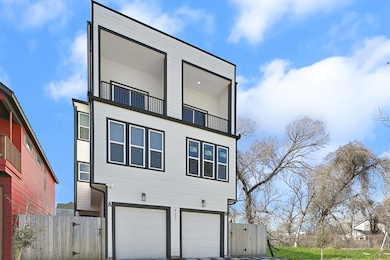 4003 Yale St unit B, Houston, TX 77018 - photo 2