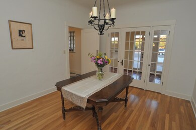 Dining room 1