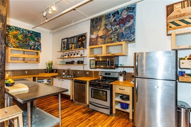 404 Roosevelt Ave unit 404, Central Falls, RI 02863 - photo 2