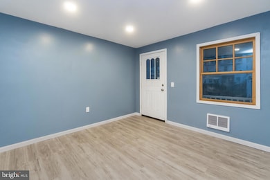 614 W Market St, Mahanoy City, PA 17948 - photo 4