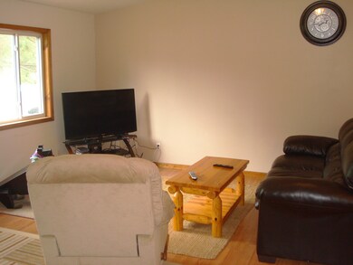 13395 Symonds 005