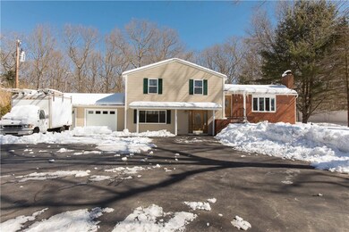 1260 Pippin Orchard Rd, Cranston, RI 02921 - photo 2