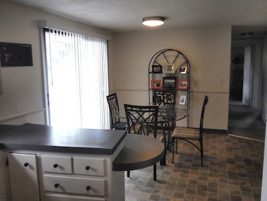 9 Wellspring Dr, Cranston, RI 02920 - photo 4