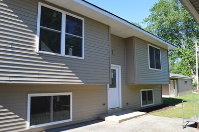 1713 Jethro Ave, Zion, IL 60099 - photo 2