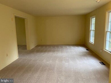 5244 Dixons Mill Rd, Marshall, VA 20115 - photo 7