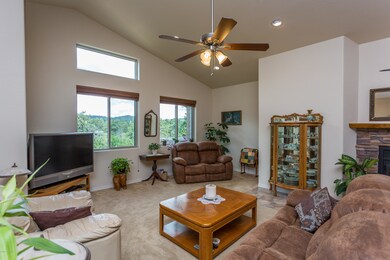 010_Living Room