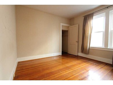 9 Apthorp Ave, Newport, RI 02840 - photo 5