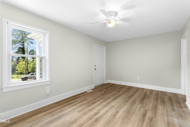 901 Dupree St, Durham, NC 27701 - photo 3