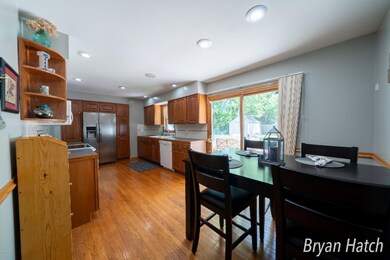 3828 Jupiter Ave NE, Grand Rapids , MI 4