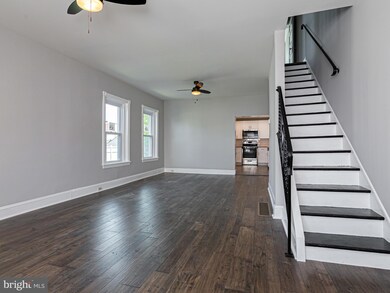 244 Kossuth Ave, Folsom, PA 19033 - photo 4