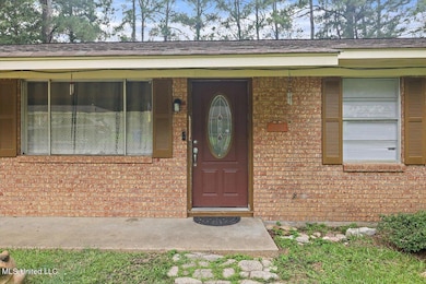 04-560 Bailey St