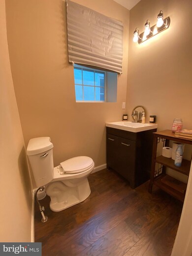 1703 W 8th St, Wilmington, DE 19805 - photo 4