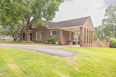 423 Columbia Rd, Edgefield, SC 29824 - photo 4