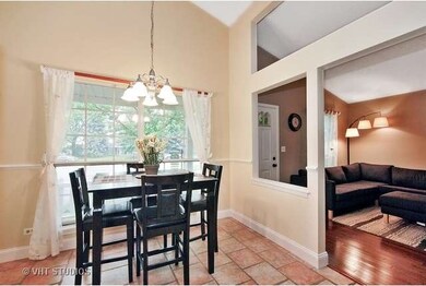 417 Bayview Ave, Naperville, IL 60565 - photo 3