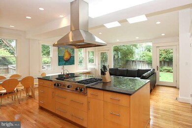 3755 Mckinley St NW, Washington, DC 20015 - photo 7